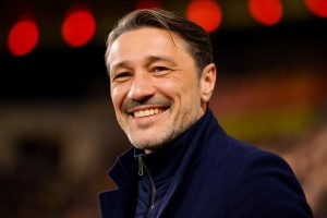 Borussia Dortmund vs Bayer Leverkusen prediction, odds & betting tips 02/12/2025