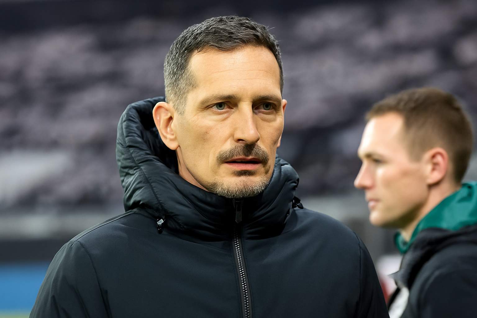 Eintracht Frankfurt vs Wolfsburg prediction, odds & betting tips 30/11/2025