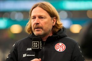 Mainz boss Bo Henriksen pictured during a media interview.